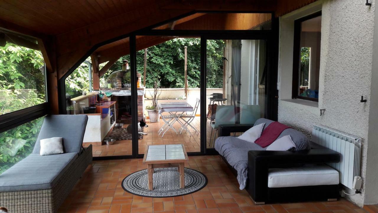 B&B En plein coeur de la forêt Artiguelouve Exterior foto